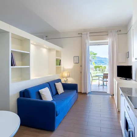 Apartmanhotel Antico Verbano 4*