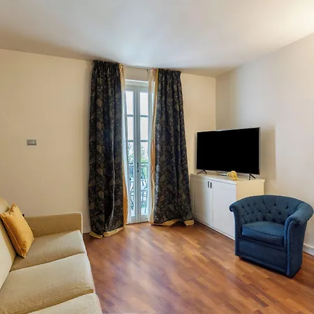 Aparthotel Antico Verbano 4*
